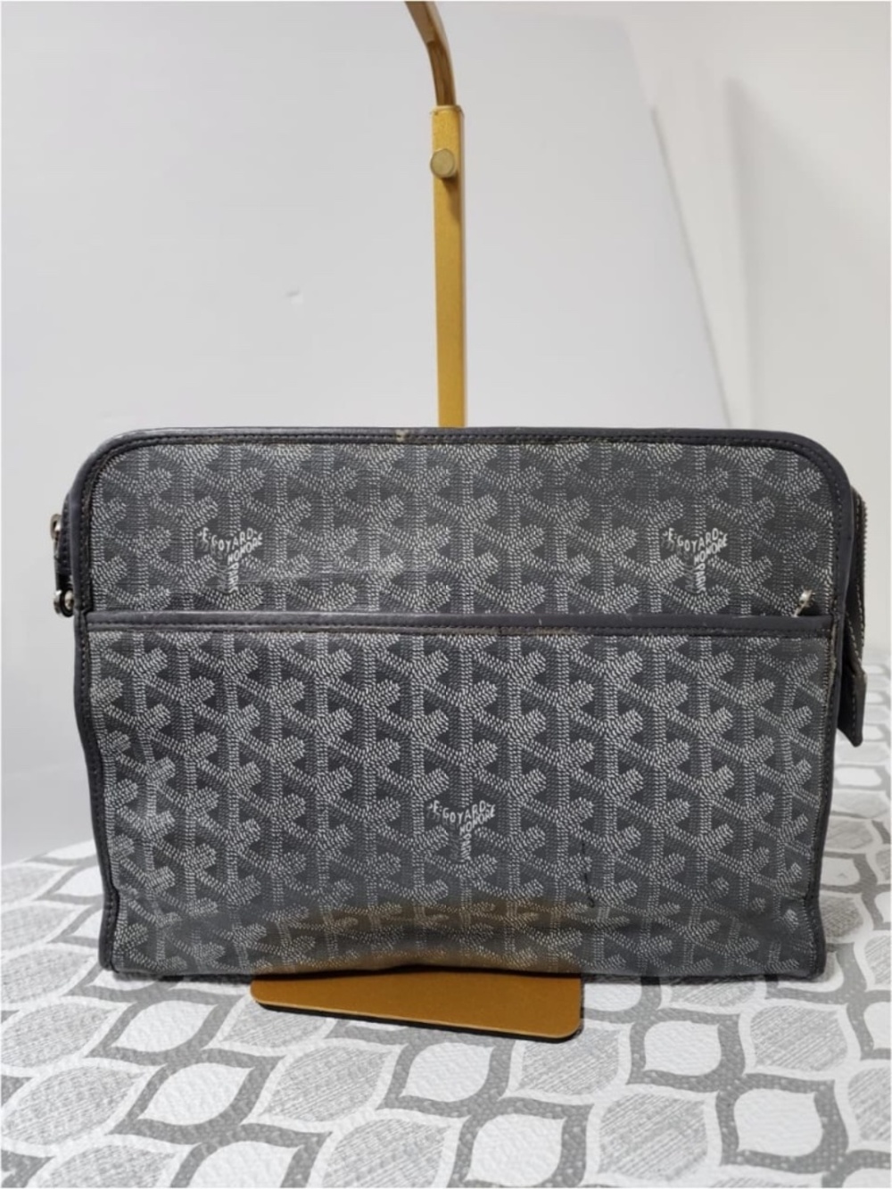 Authentic GOYARD Goyardine Jouvence GM Toiletry Clutch Grey